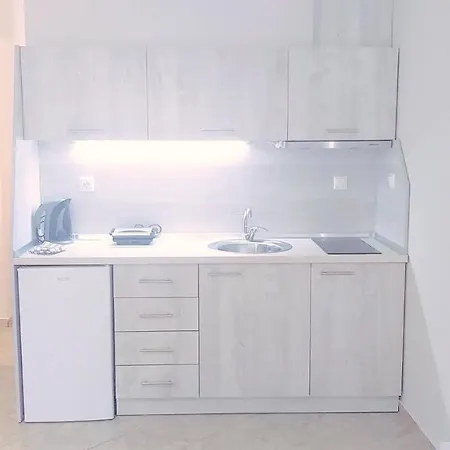 Studio Garden Apartment *